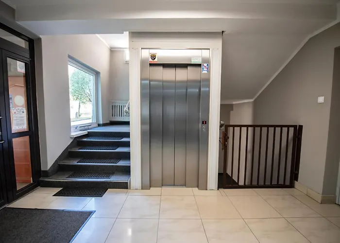 フェリックス ホテル 2*