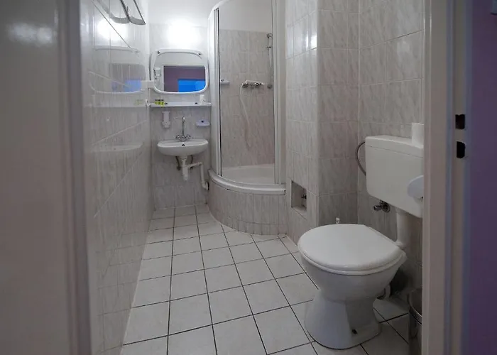 フェリックス ホテル 2*